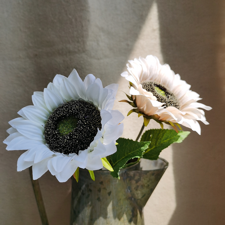 Simulation silk flowers wedding artificial real touch sunflower stem fake flowers spray manufacturer